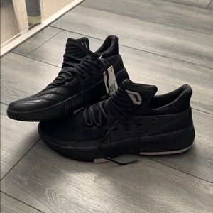 Damien Lillard 3’s All Black. NWT never worn